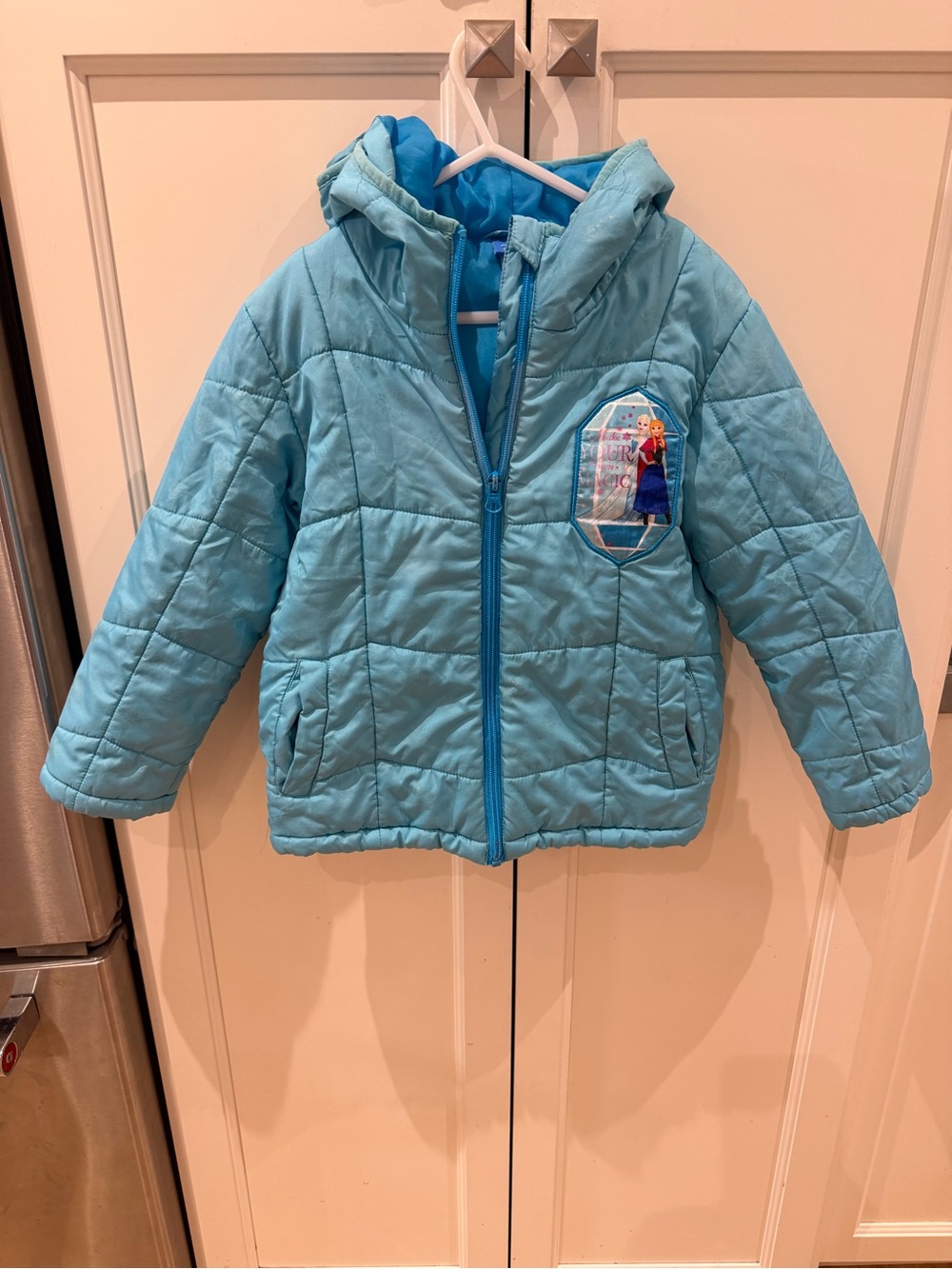 Disney frozen 5 Girls Aqua Blue Hooded Puffer Jacket with Character Patch